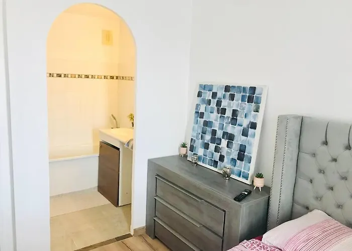 Cosy Lounge Serris
